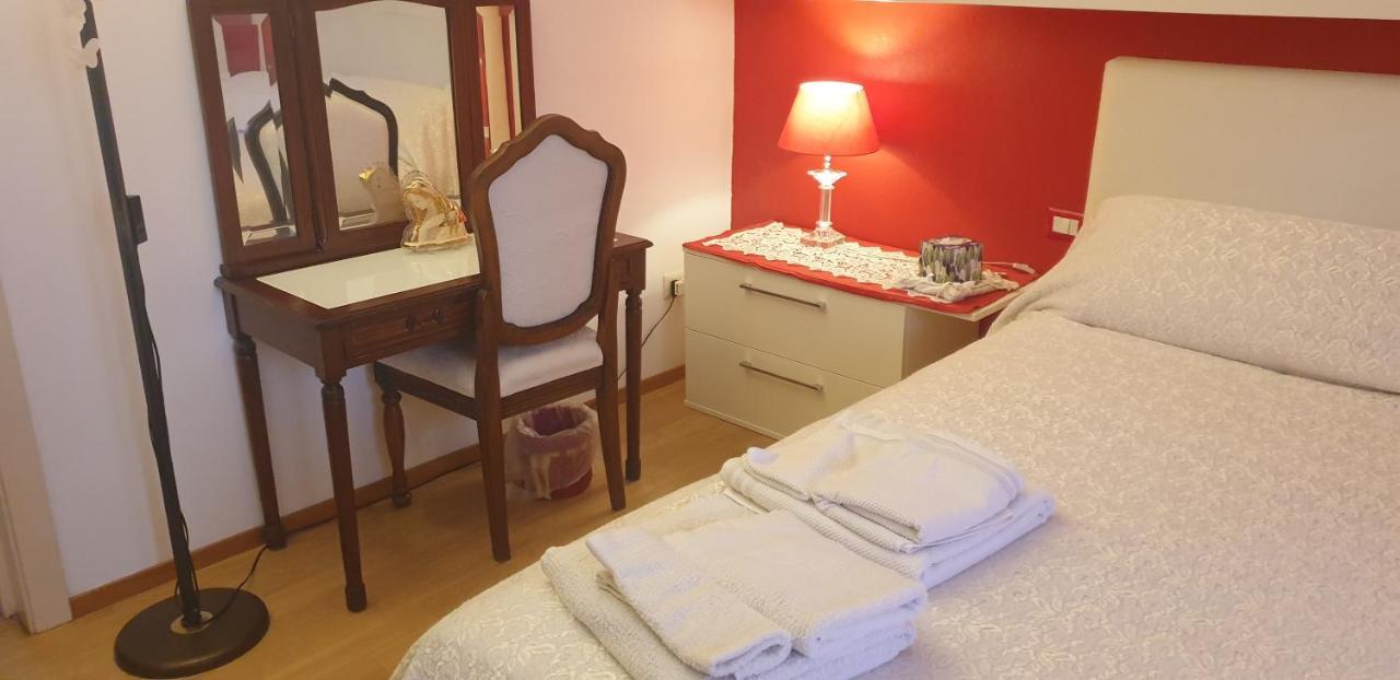 רו Monteceneri 9 B&B מראה חיצוני תמונה